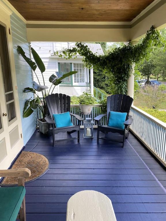 Image 4 of 3 – 4 Bdrm Victorian Beach House