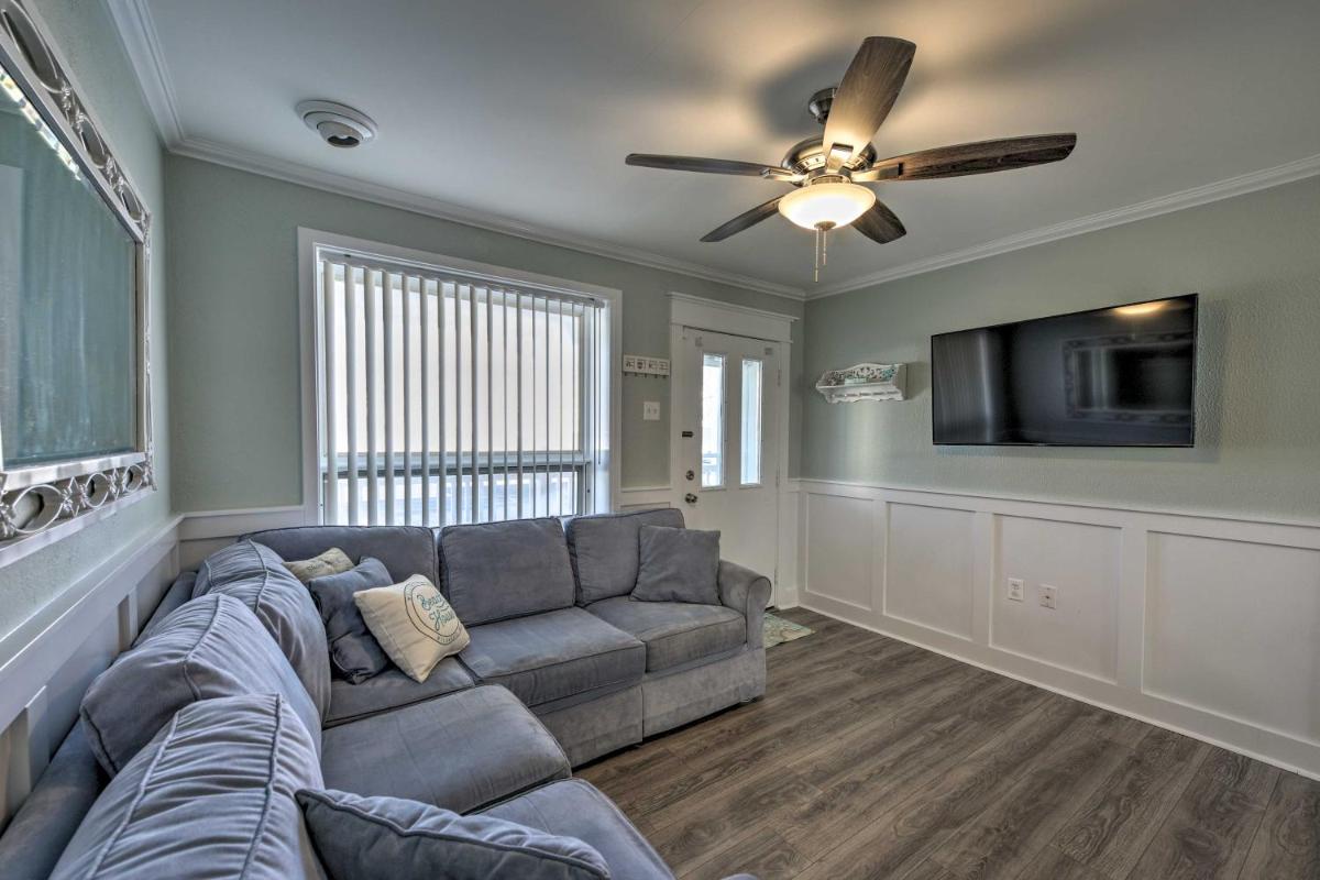 Image 3 of Beach Block Wildwood Condo – Proximity to Dining!