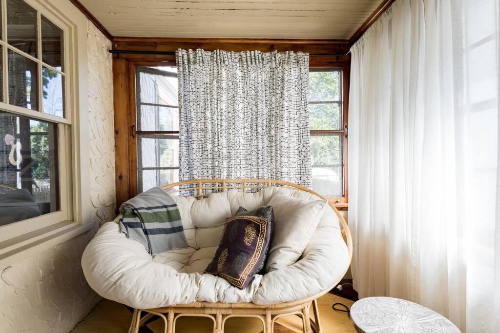 Image 4 of Casa Mono – Contemporary Design meets 1920s Charm close to NYC