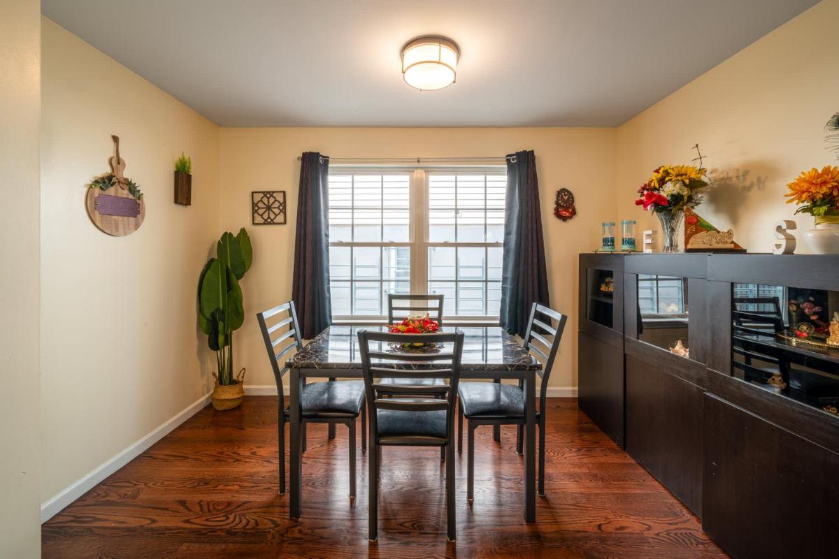 Image 3 of Gated 2-unit rental with movie & game room near NY