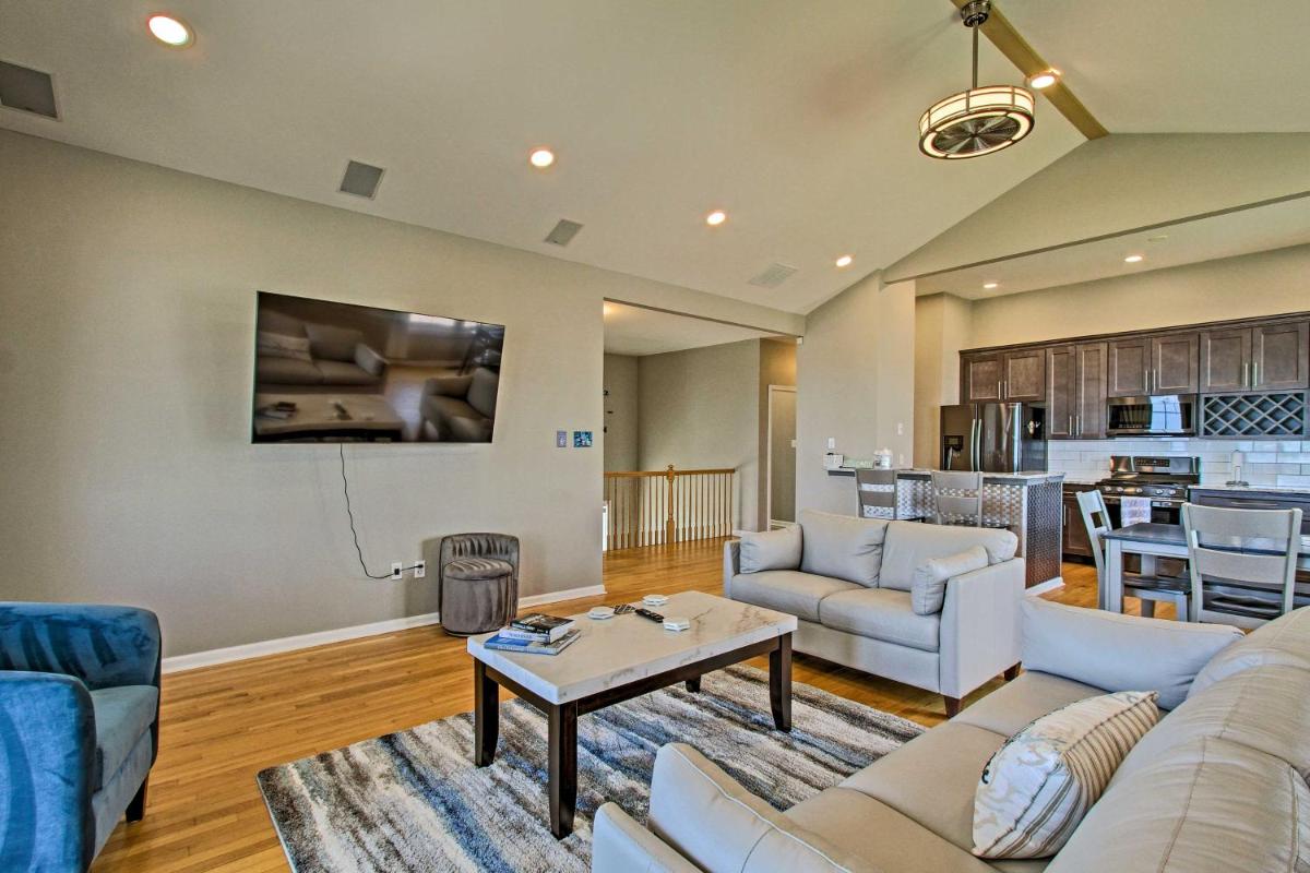 Image 3 of Idyllic Oceanfront Home on Atlantic City Boardwalk