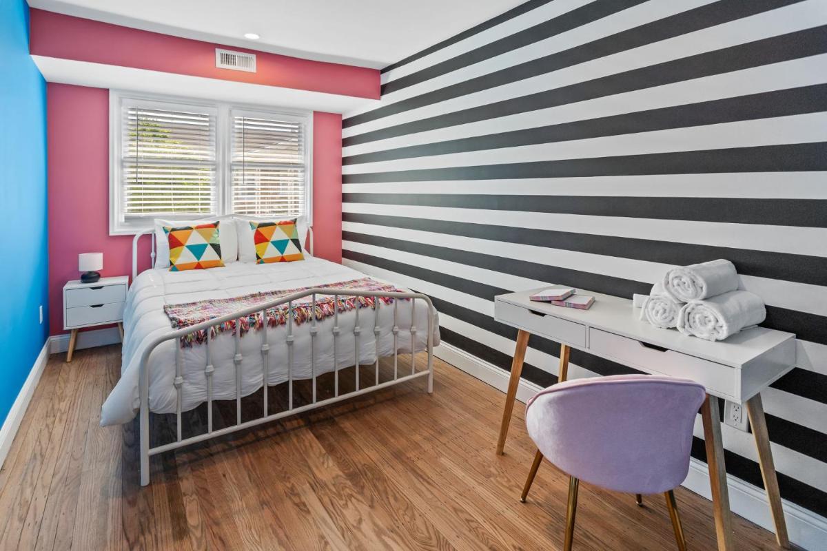 Image 2 of Stylishly Renovated 5-Bedroom Home in AC – Perfect for Groups and Families