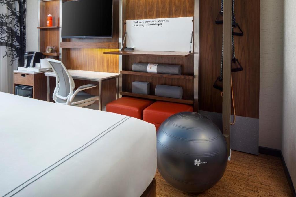 Image 2 of EVEN Hotel New York – Midtown East, an IHG Hotel