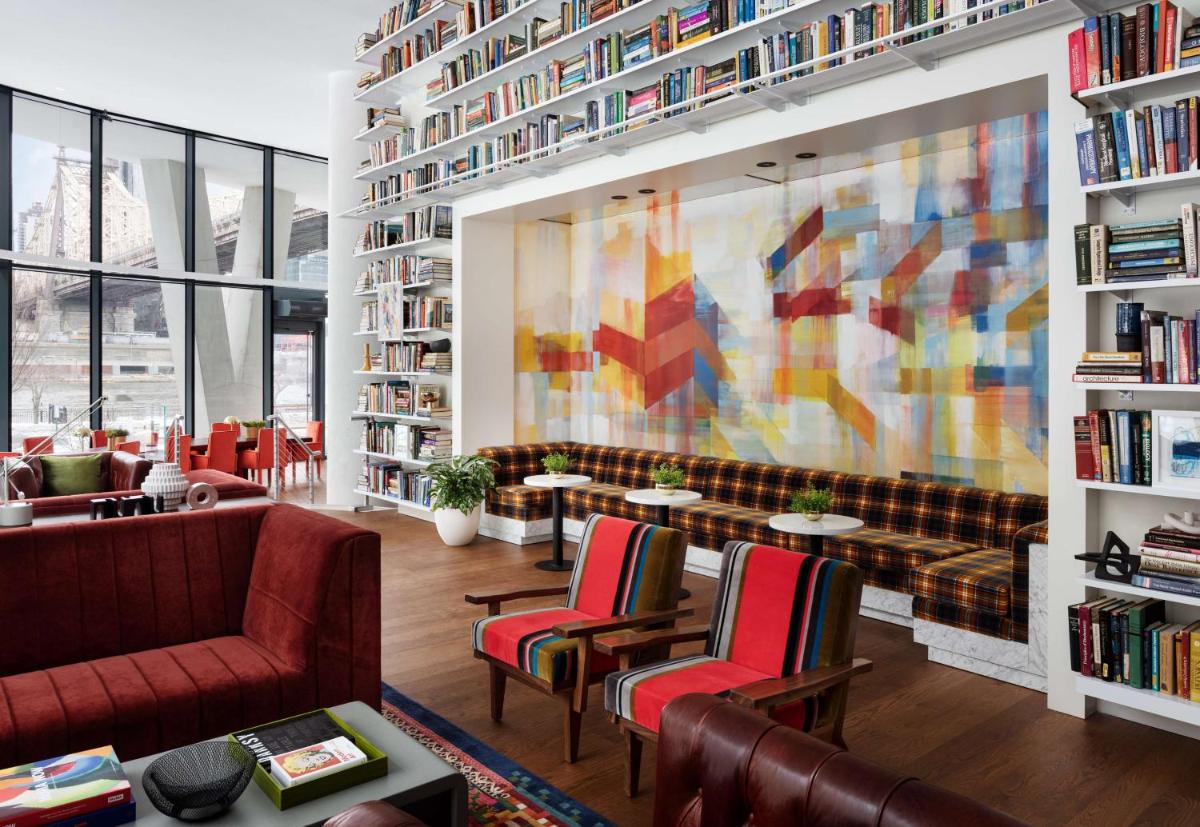 Image 4 of Graduate by Hilton New York