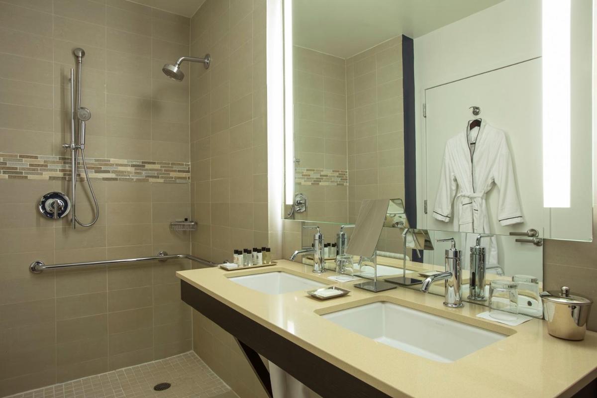 Image 4 of Hotel Hayden New York