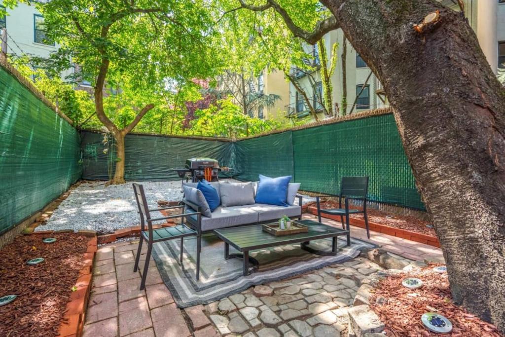 Image of Newly Renovated 2BR w Rare Private Backyard and BBQ