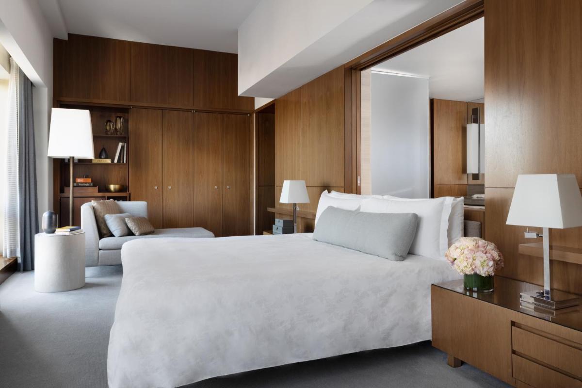 Image 2 of The Langham, New York, Fifth Avenue