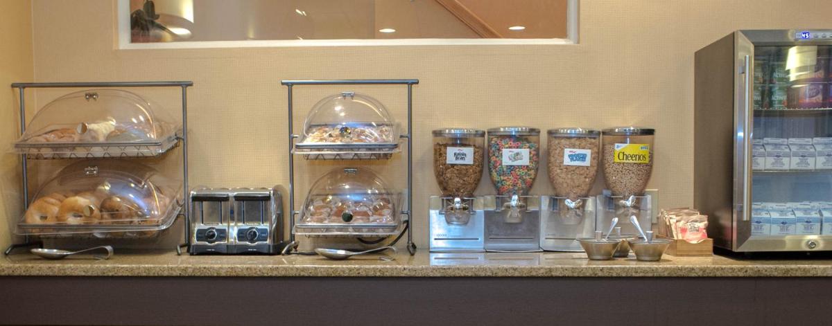 Image 3 of Fairfield Inn by Marriott New York LaGuardia Airport/Flushing