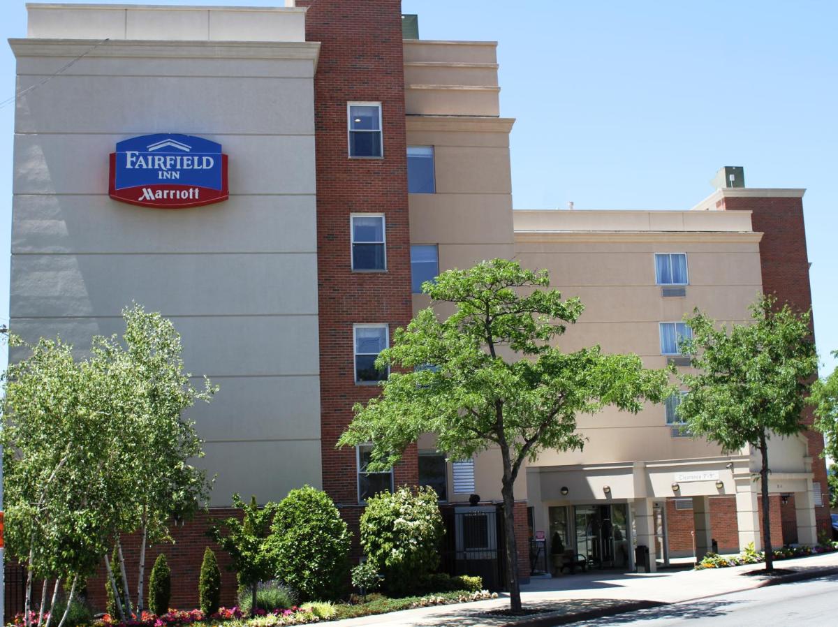 Image 1 of Fairfield Inn by Marriott New York LaGuardia Airport/Flushing